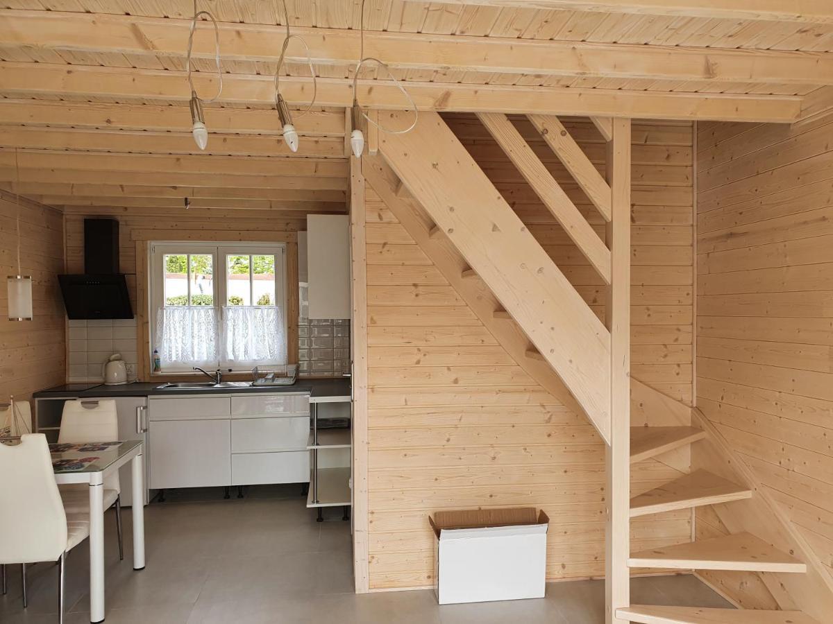 A&M Apartamenty วูแคนชิน ภายนอก รูปภาพ